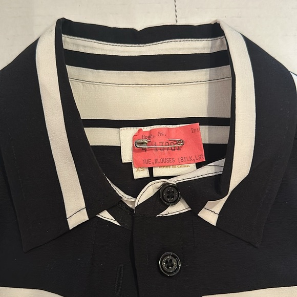 Kate Spade New York black and white striped silk blouse, XS - Picture 4 of 10